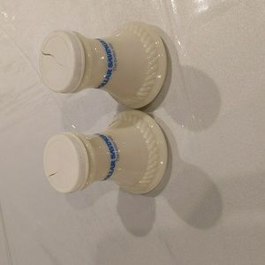 🛒 $1 with bundle vintage Dollar Savings Bank Salt and pepper shakers